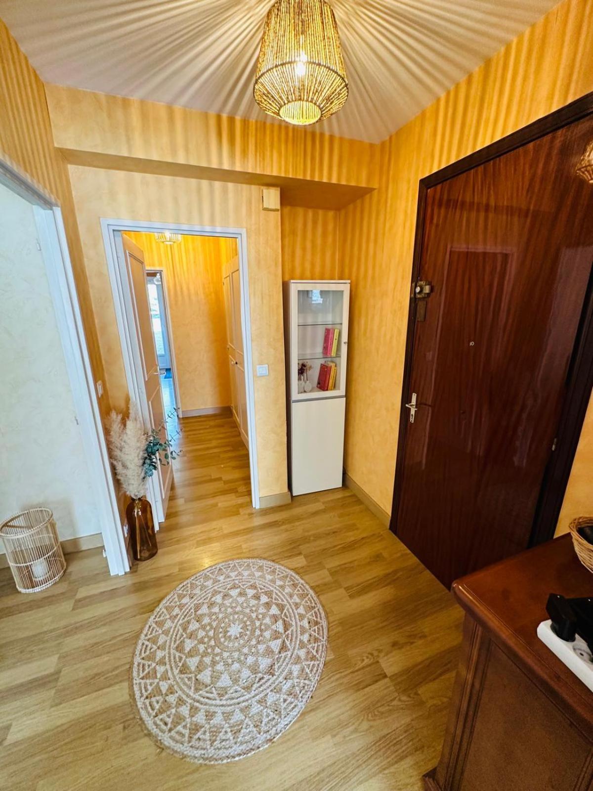 Spacieux 2 Chambres 65M2 Climatise Au Village Medieval Entre Nice Et Antibes Villeneuve-Loubet Exterior foto